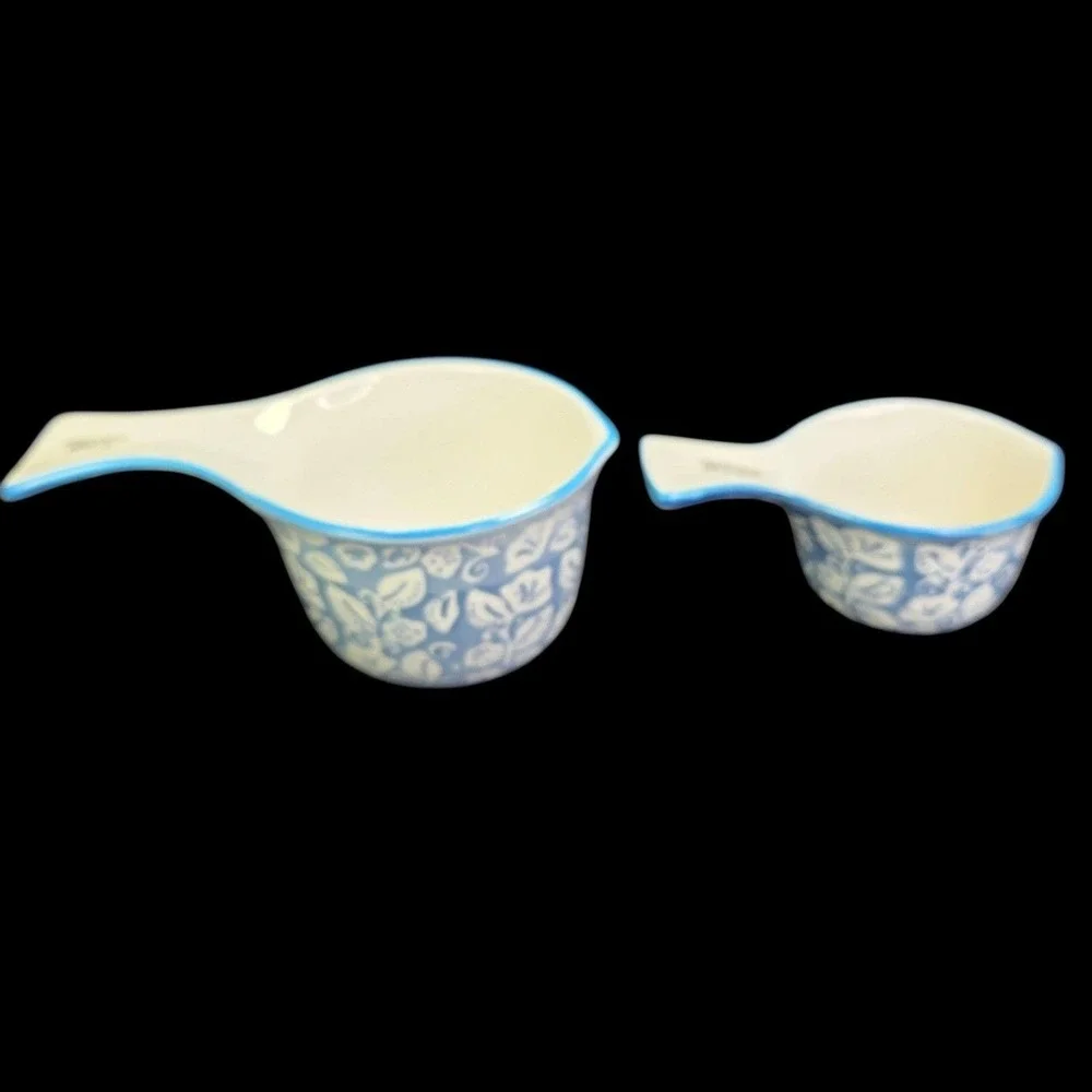 Sparrow and Wren Ceramic Measuring Cups Set 4 Blue Floral Leaf Kitchen Cooking
